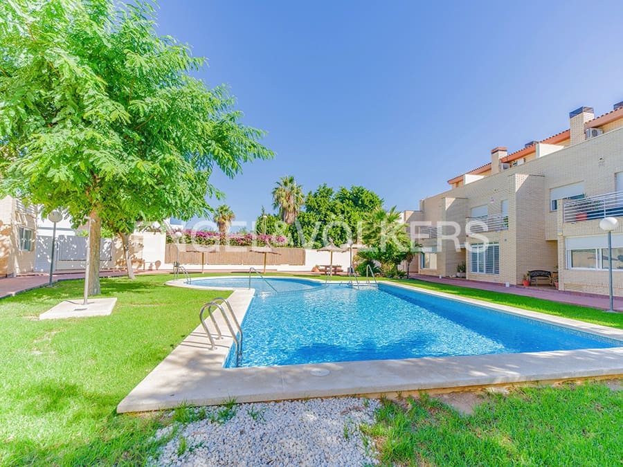 Bungalow de 5 habitaciones en Alicante / Alacant ciudad en venta con piscina garaje - 795.000 € (Ref: 10116078)