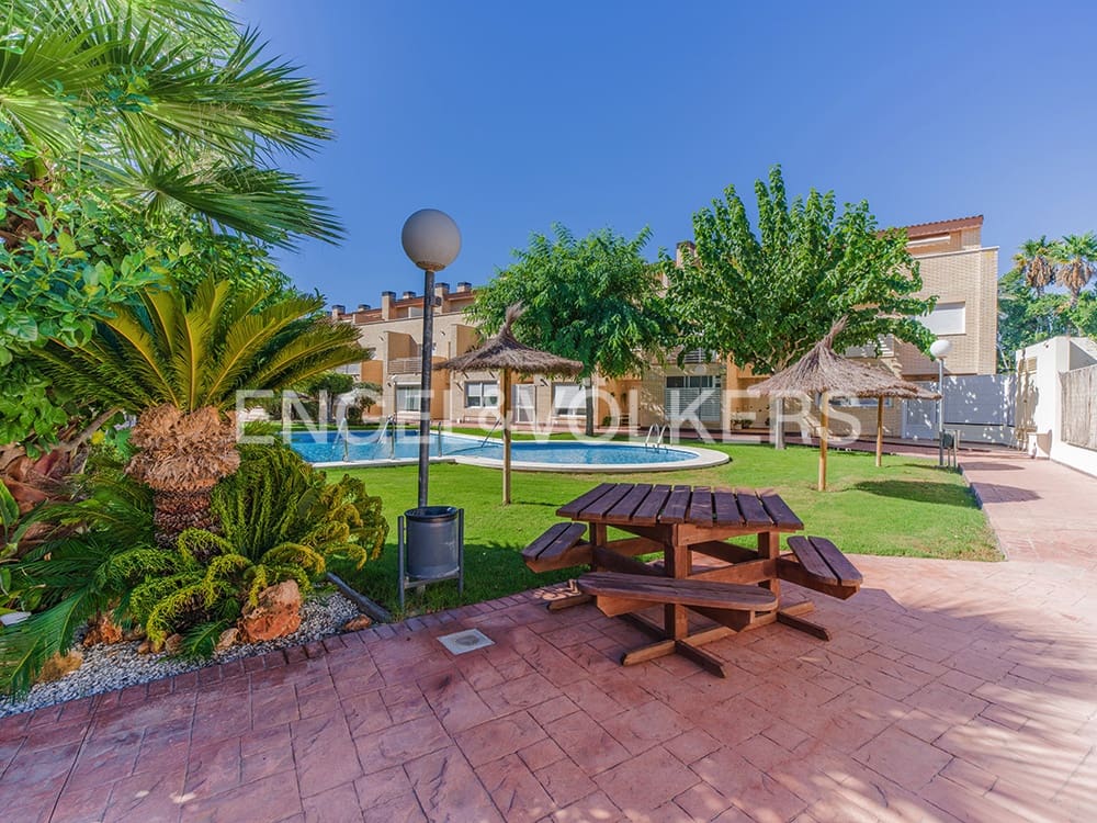 Bungalow de 5 habitaciones en Alicante / Alacant ciudad en venta con piscina garaje - 795.000 € (Ref: 10116078)