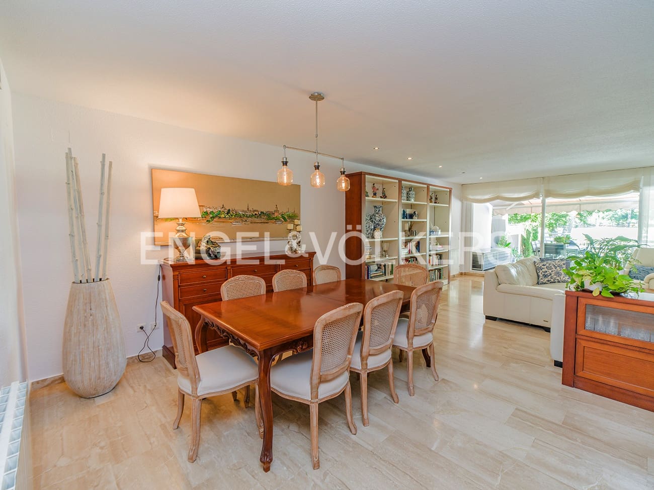 Bungalow de 5 habitaciones en Alicante / Alacant ciudad en venta con piscina garaje - 795.000 € (Ref: 10116078)