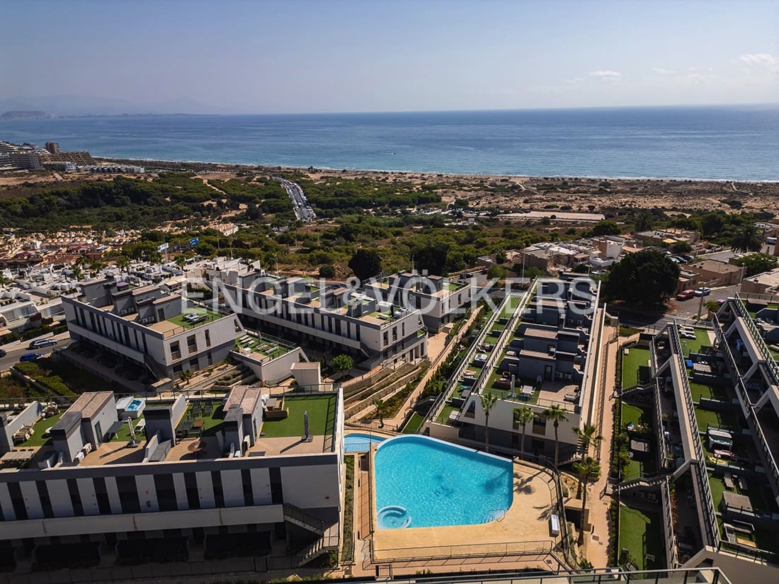 2 slaapkamer Appartement te koop in Gran Alacant met zwembad garage - € 499.000 (Ref: 10120997)