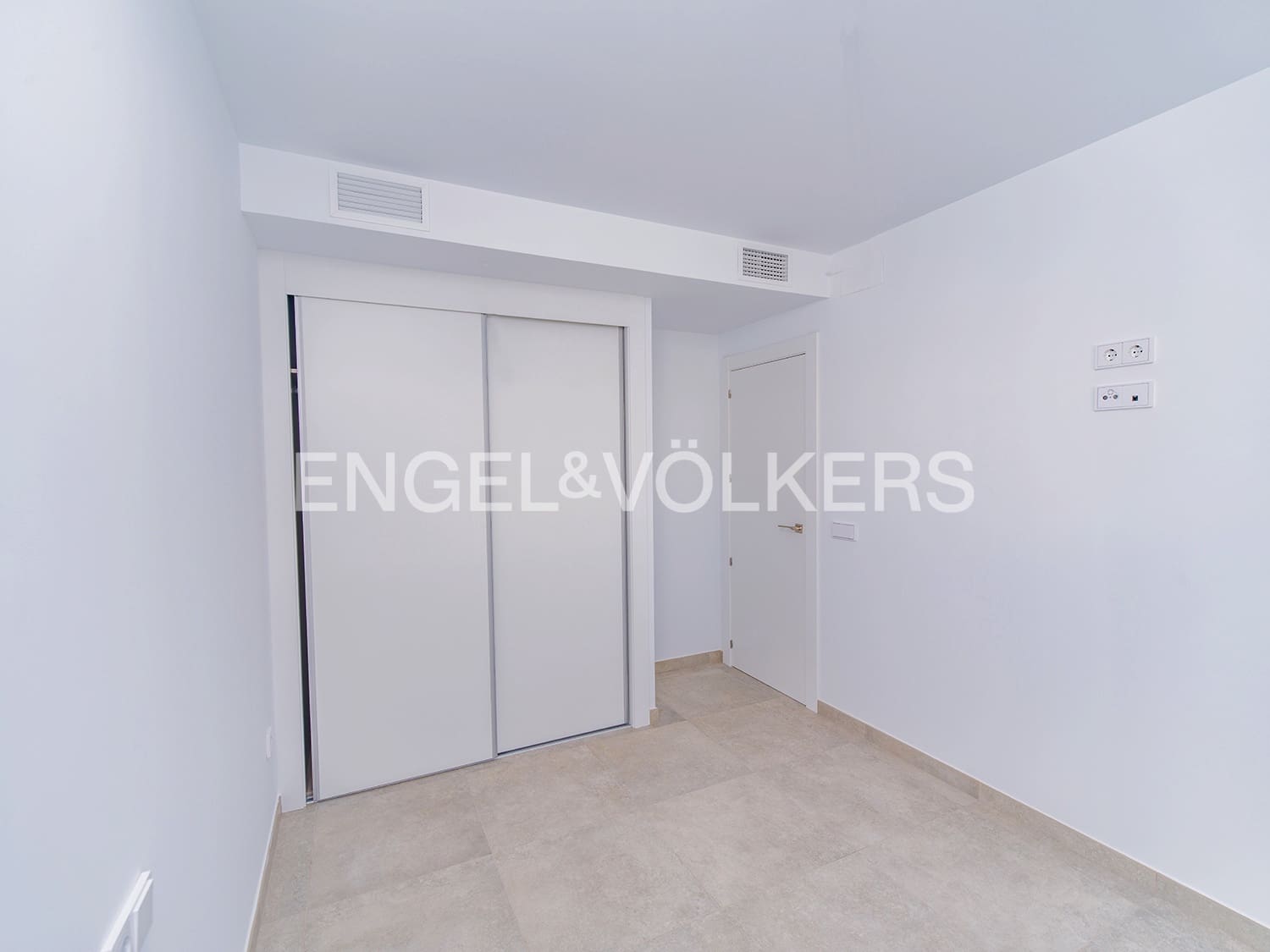 2 slaapkamer Appartement te koop in Gran Alacant met zwembad garage - € 499.000 (Ref: 10120997)