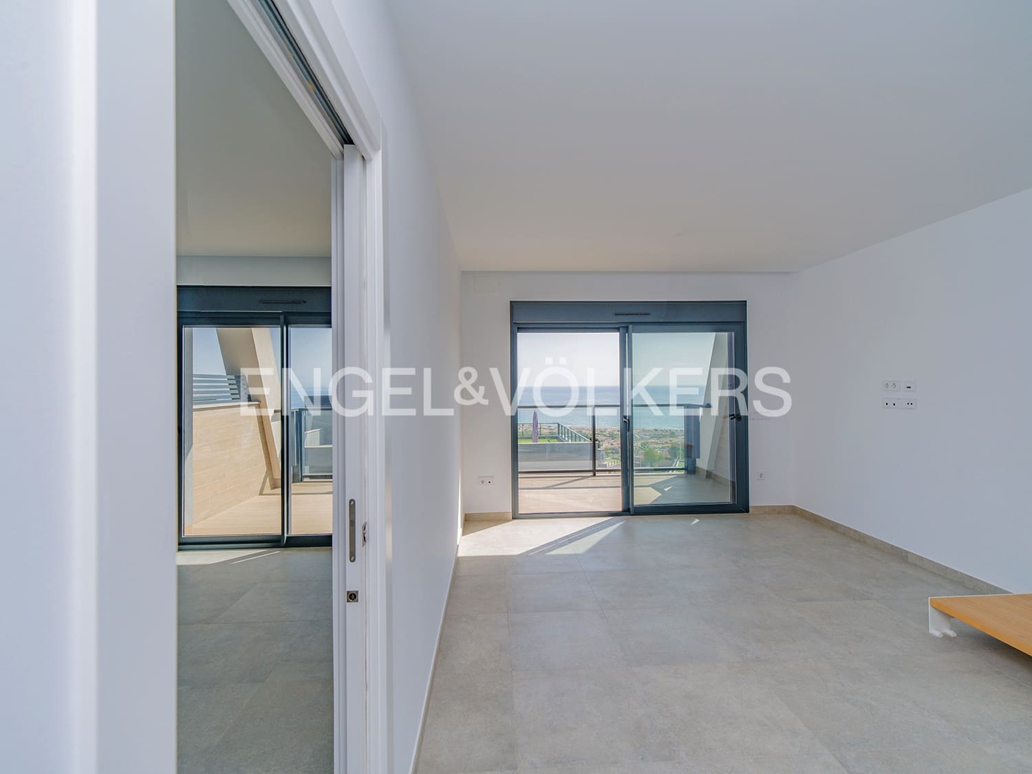 2 slaapkamer Appartement te koop in Gran Alacant met zwembad garage - € 499.000 (Ref: 10120997)