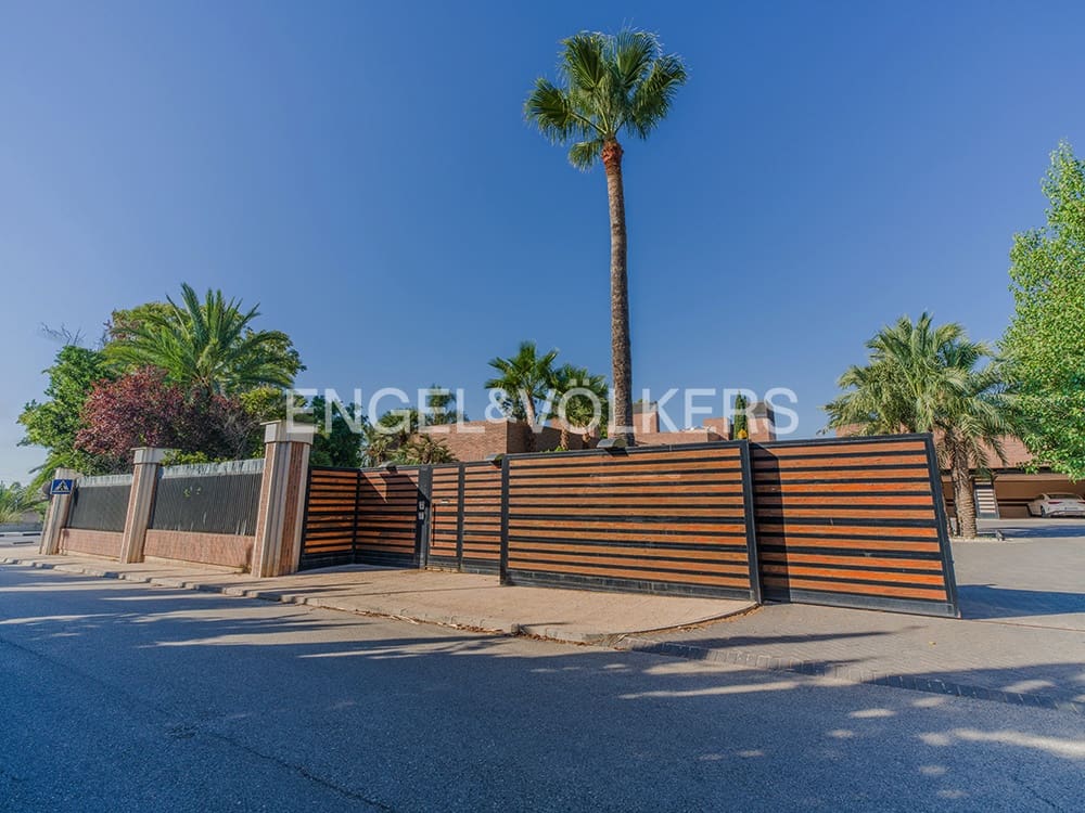 Apartamento de 4 habitaciones en Cabo de las Huertas en venta con piscina garaje - 550.000 € (Ref: 10124950)