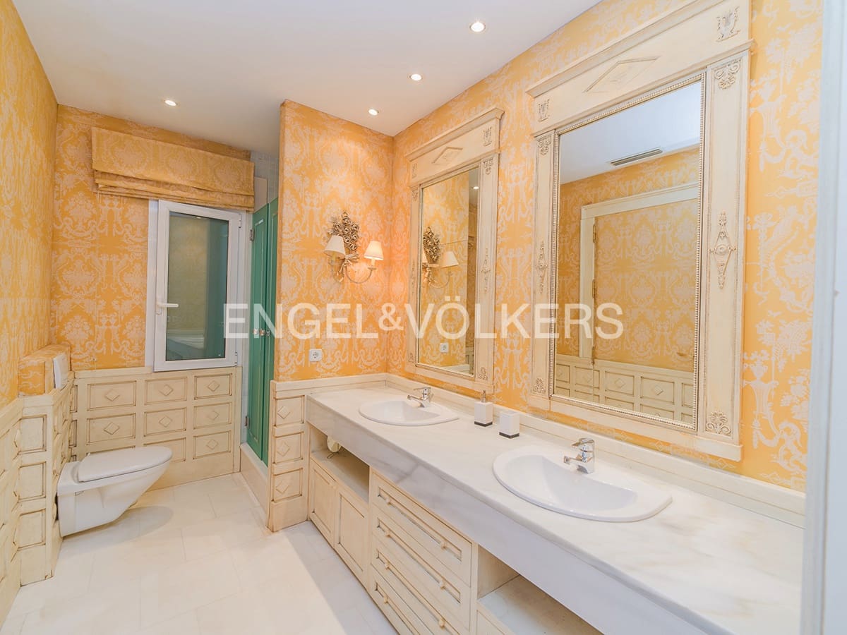 Apartamento de 4 habitaciones en Cabo de las Huertas en venta con piscina garaje - 550.000 € (Ref: 10124950)