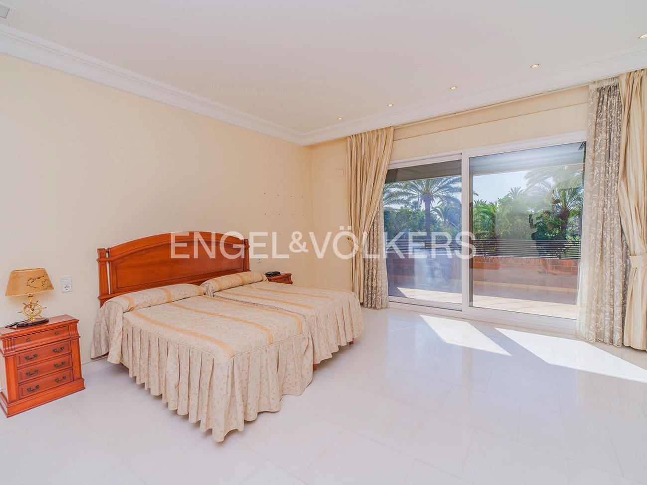 Apartamento de 4 habitaciones en Cabo de las Huertas en venta con piscina garaje - 550.000 € (Ref: 10124950)