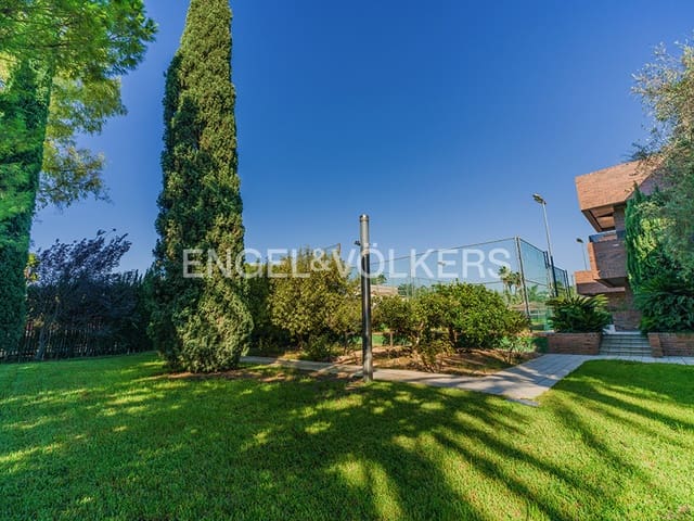 Apartamento de 4 habitaciones en Cabo de las Huertas, Alicante / Alacant ciudad en venta con piscina garaje - 550.000 € (Ref: 10124950)
