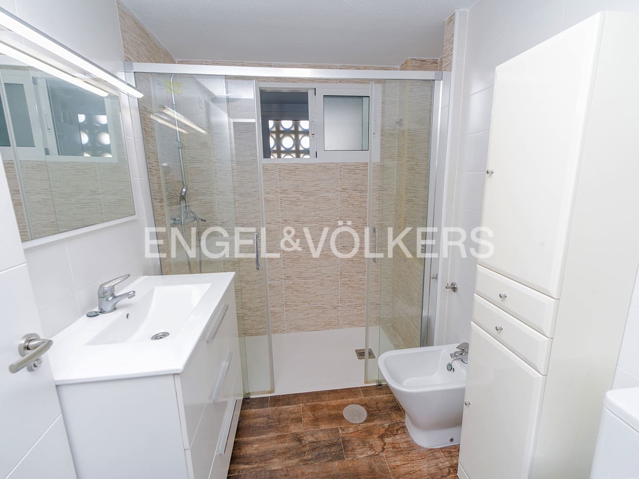4 bedroom Apartment for sale in Cabo de las Huertas with pool garage - € 550,000 (Ref: 10124950)