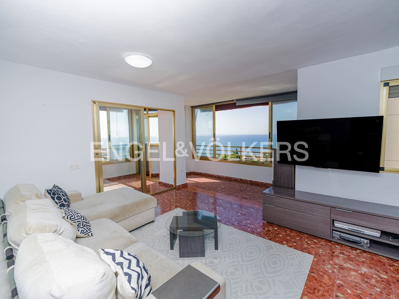 4 bedroom Apartment for sale in Cabo de las Huertas with pool garage - € 550,000 (Ref: 10124950)