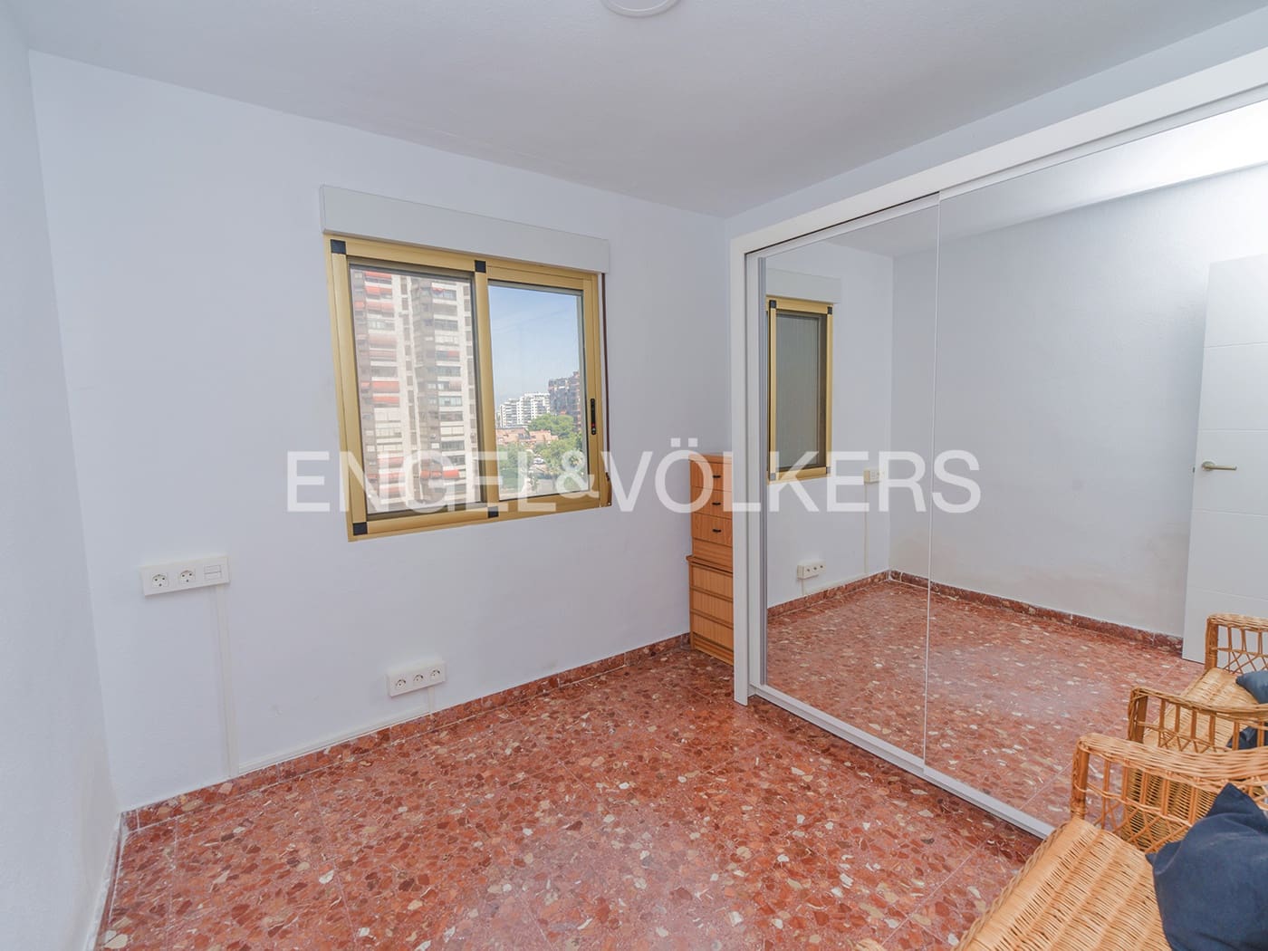 4 bedroom Apartment for sale in Cabo de las Huertas with pool garage - € 550,000 (Ref: 10124950)