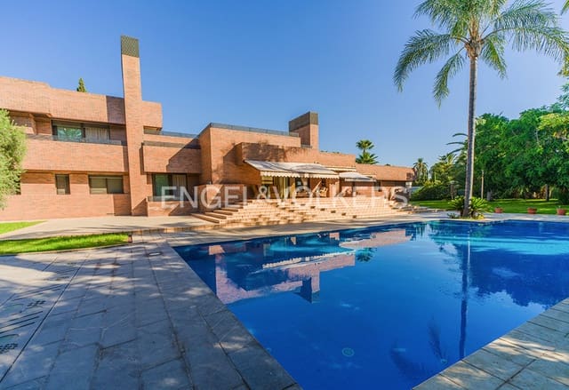 6 Zimmer Villa zu verkaufen in Matola, Elche / Elx mit Pool Garage - 1.720.000 € (Ref: 10127277)