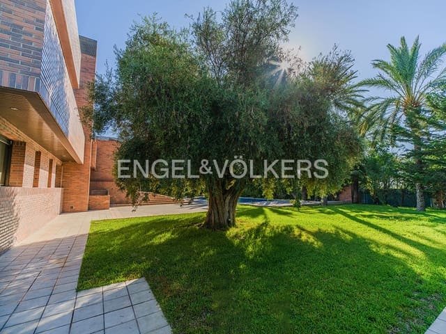 6 Zimmer Villa zu verkaufen in Matola, Elche / Elx mit Pool Garage - 1.720.000 € (Ref: 10127277)
