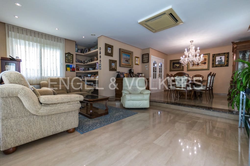 5 slaapkamer Villa te koop in Cabo de las Huertas met zwembad garage - € 1.190.000 (Ref: 10132127)