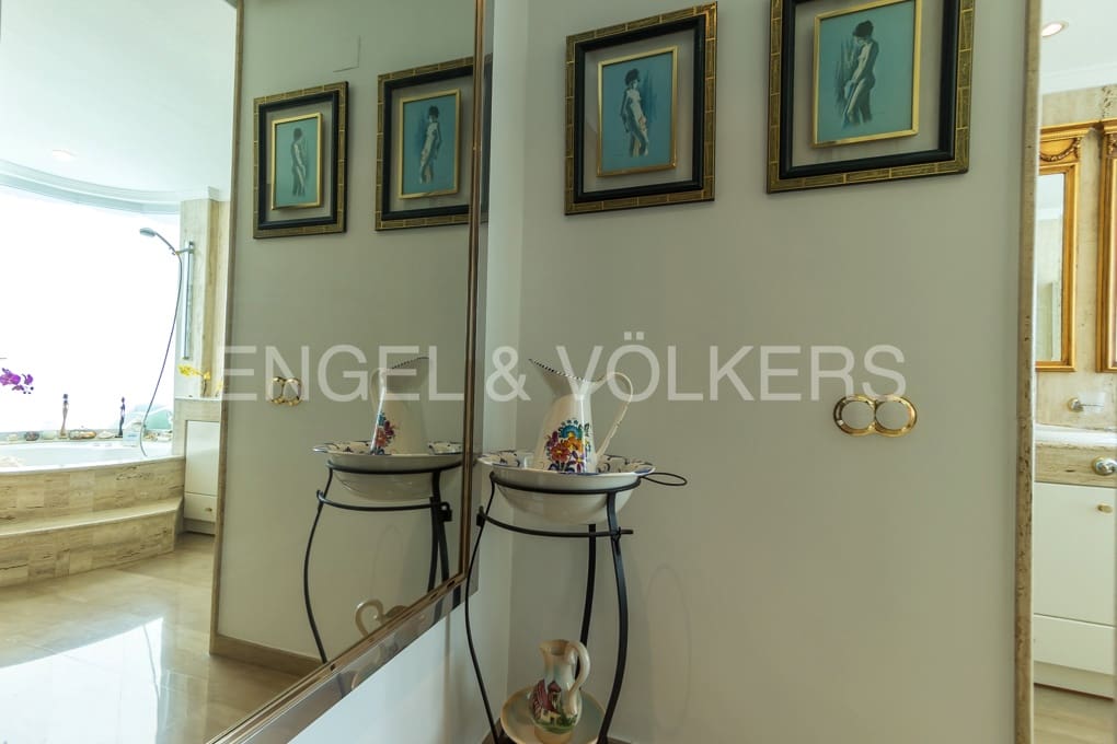 5 slaapkamer Villa te koop in Cabo de las Huertas met zwembad garage - € 1.190.000 (Ref: 10132127)