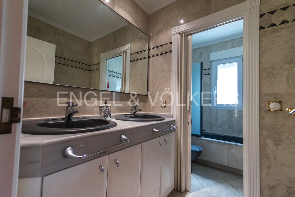 5 slaapkamer Villa te koop in Cabo de las Huertas met zwembad garage - € 1.190.000 (Ref: 10132127)