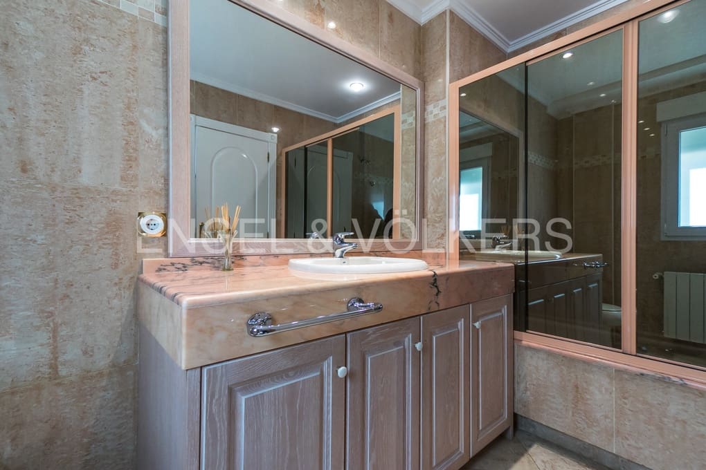 5 slaapkamer Villa te koop in Cabo de las Huertas met zwembad garage - € 1.190.000 (Ref: 10132127)