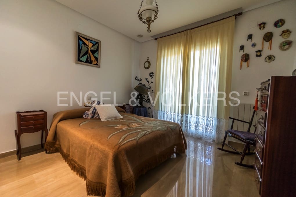 5 slaapkamer Villa te koop in Cabo de las Huertas met zwembad garage - € 1.190.000 (Ref: 10132127)