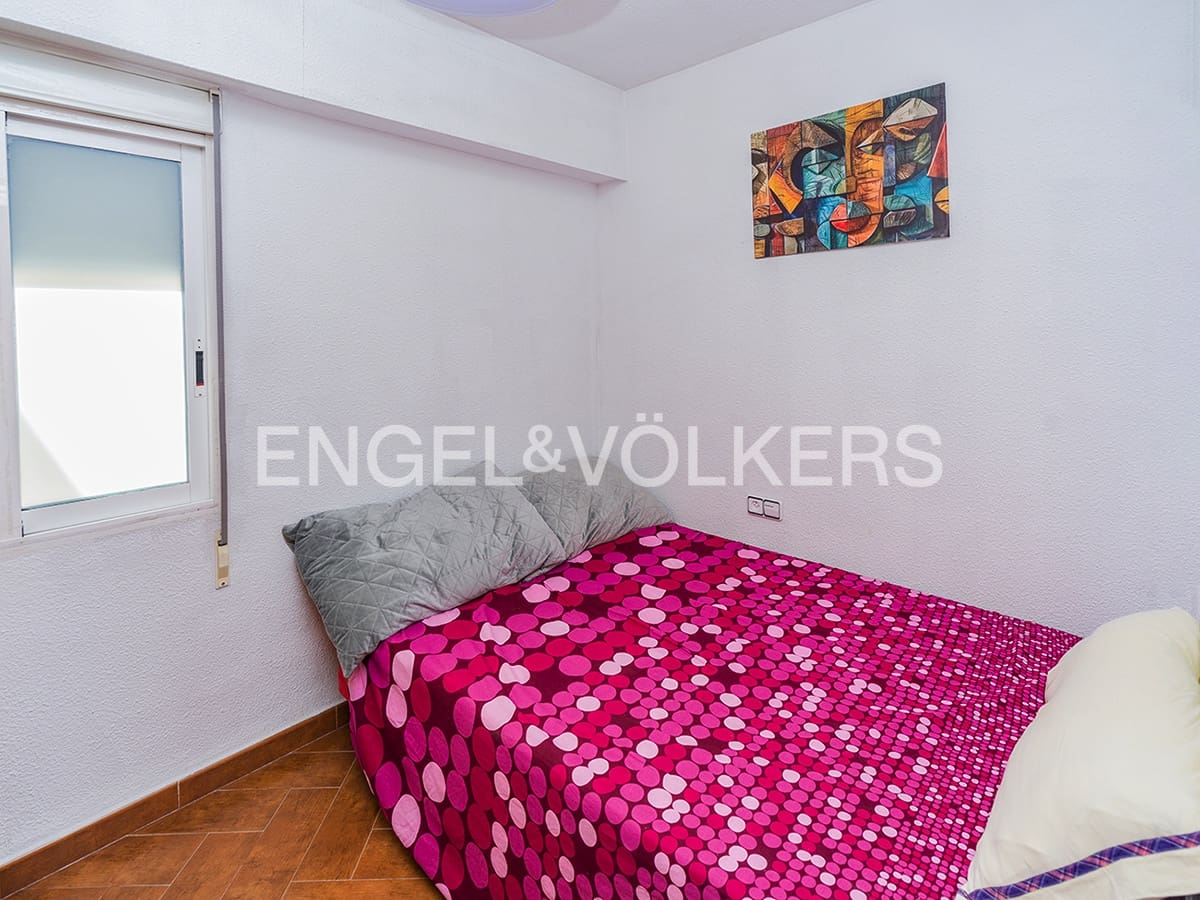 2 soveværelse Lejlighed til salg i Alicante by - € 399.000 (Ref: 10138767)