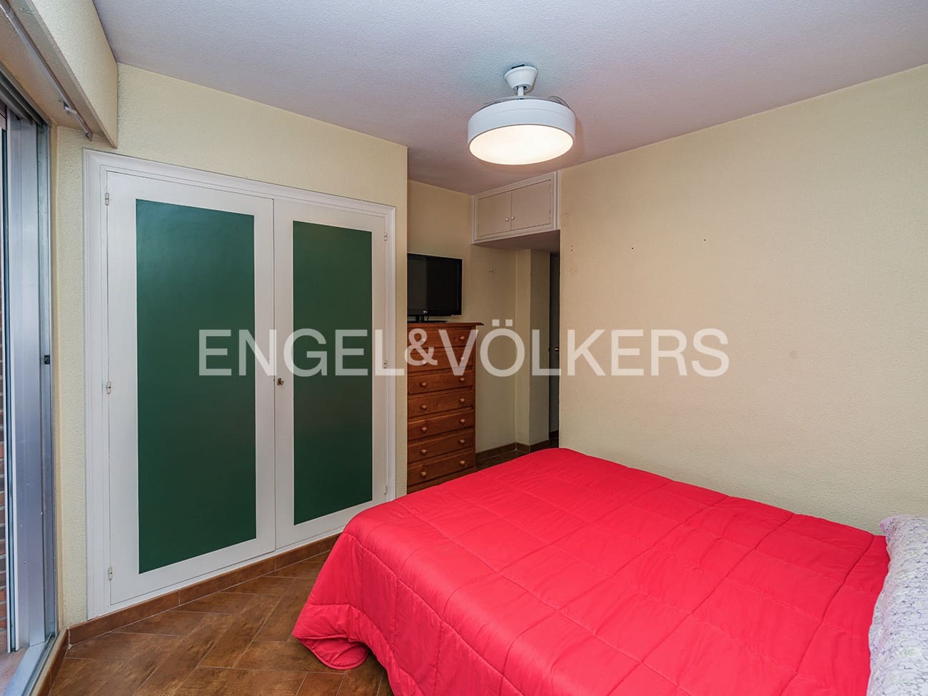2 soveværelse Lejlighed til salg i Alicante by - € 399.000 (Ref: 10138767)