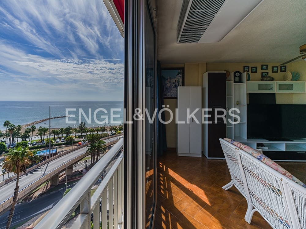 2 soveværelse Lejlighed til salg i Alicante by - € 399.000 (Ref: 10138767)