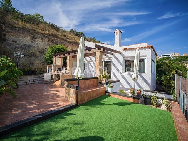 2 soveværelse Villa til salg i Venta Lanuza, El Campello - € 695.000 (Ref: 10140182)