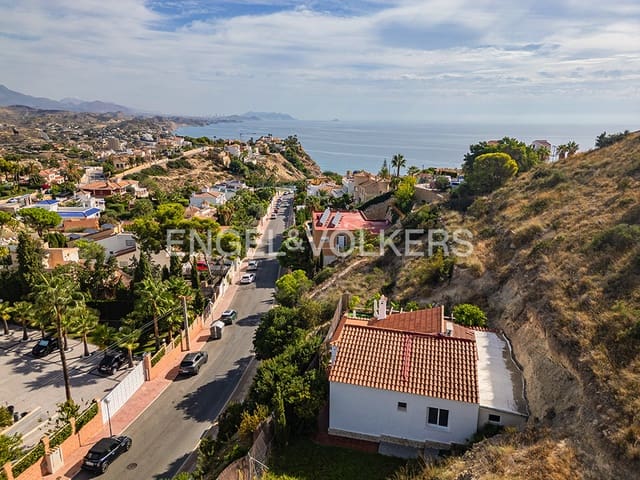 2 soveværelse Villa til salg i Venta Lanuza, El Campello - € 695.000 (Ref: 10140182)