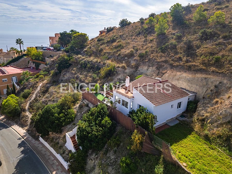 2 soveværelse Villa til salg i Venta Lanuza - € 695.000 (Ref: 10140182)