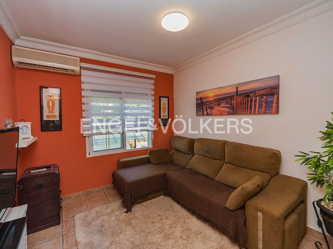5 sypialnia Dom na sprzedaż w San Vicente / Sant Vicent del Raspeig z basenem garażem - 698 000 € (Ref: 10156882)