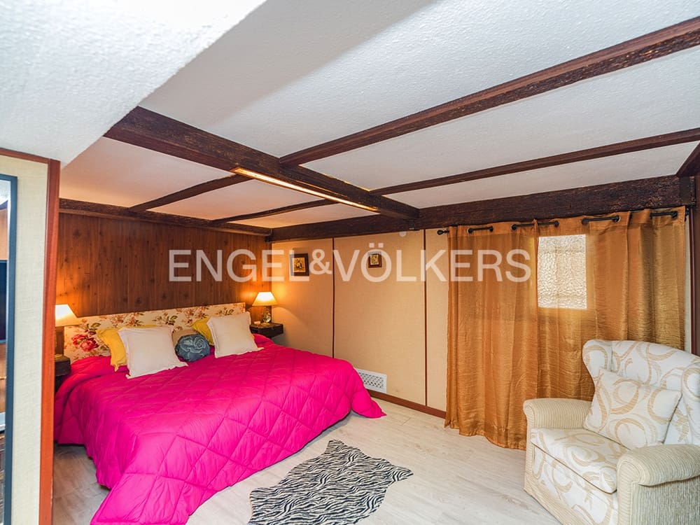 5 sypialnia Dom na sprzedaż w San Vicente / Sant Vicent del Raspeig z basenem garażem - 698 000 € (Ref: 10156882)