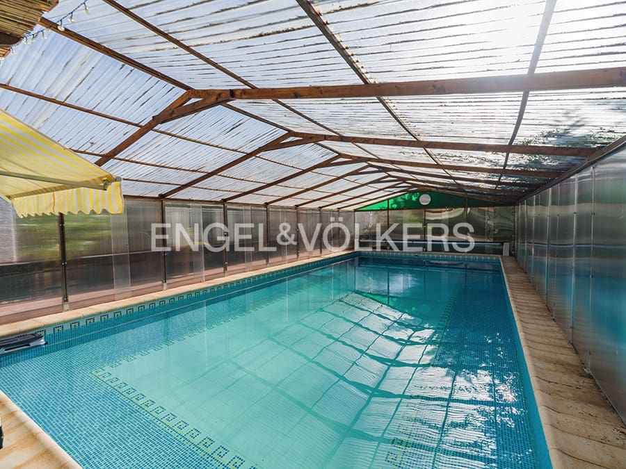 5 sypialnia Dom na sprzedaż w San Vicente / Sant Vicent del Raspeig z basenem garażem - 698 000 € (Ref: 10156882)