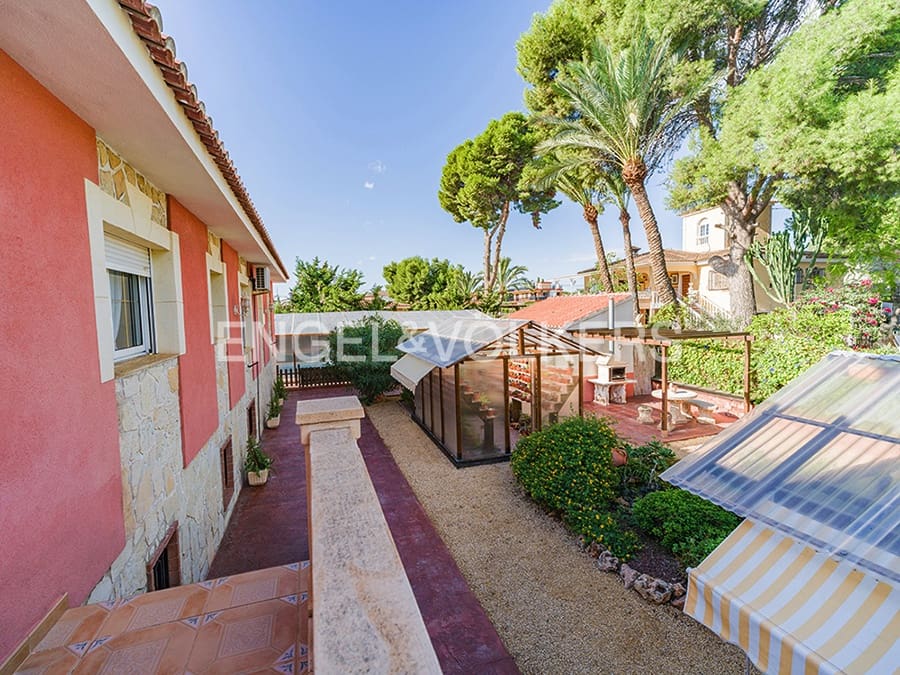 5 sypialnia Dom na sprzedaż w San Vicente / Sant Vicent del Raspeig z basenem garażem - 698 000 € (Ref: 10156882)