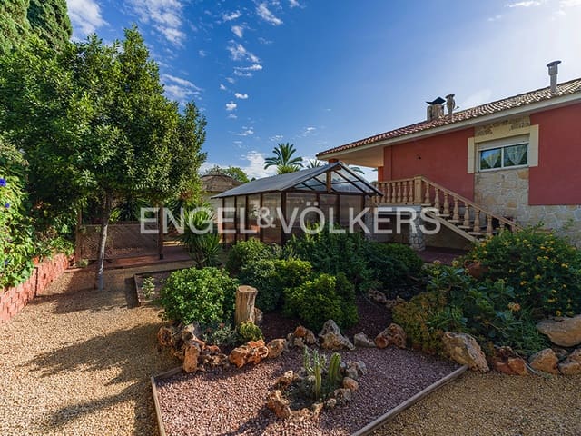5 sypialnia Dom na sprzedaż w San Vicente / Sant Vicent del Raspeig z basenem garażem - 698 000 € (Ref: 10156882)