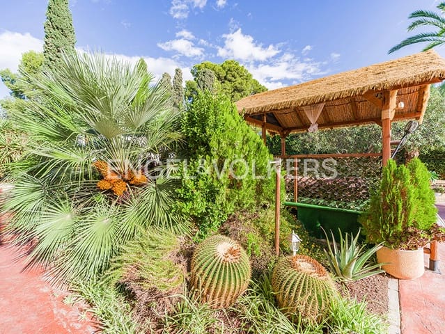 5 sypialnia Dom na sprzedaż w San Vicente / Sant Vicent del Raspeig z basenem garażem - 698 000 € (Ref: 10156882)