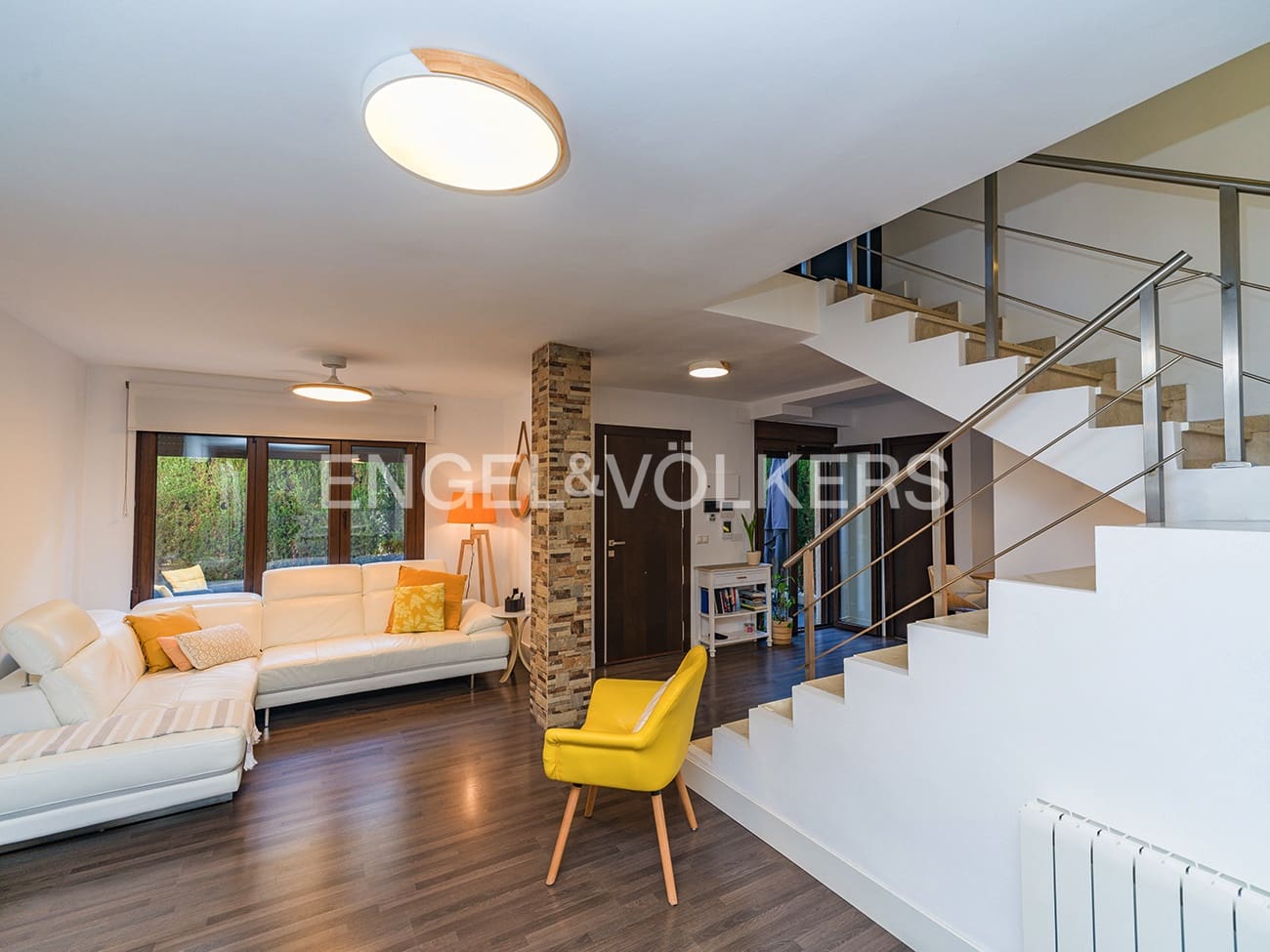 Bungalow de 3 habitaciones en Cabo de las Huertas en venta con piscina garaje - 565.000 € (Ref: 10172205)