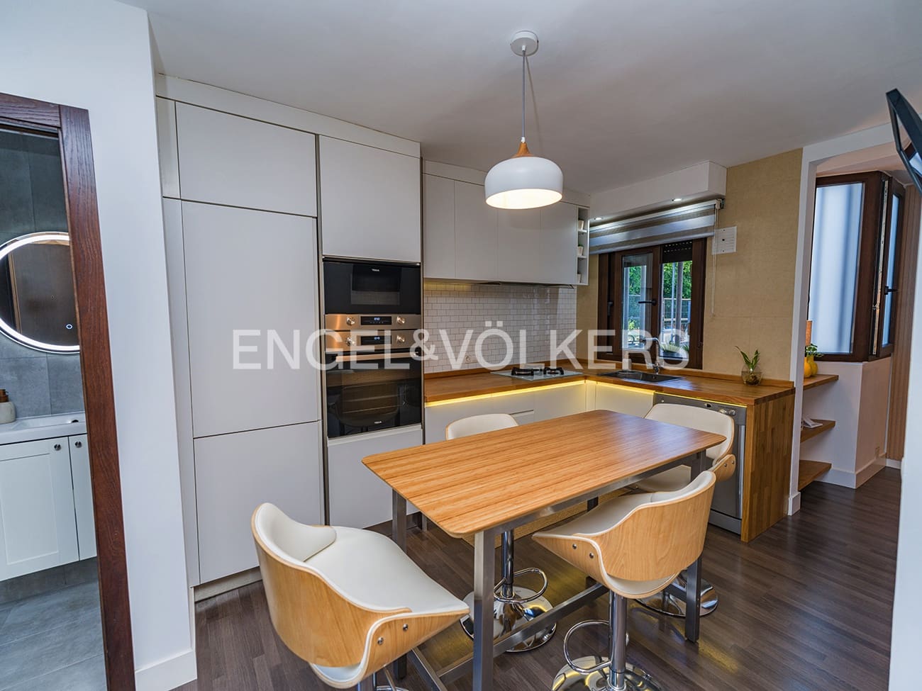 Bungalow de 3 habitaciones en Cabo de las Huertas en venta con piscina garaje - 565.000 € (Ref: 10172205)