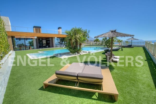 6 soveværelse Villa til salg i El Campello med swimmingpool garage - € 3.800.000 (Ref: 5888581)