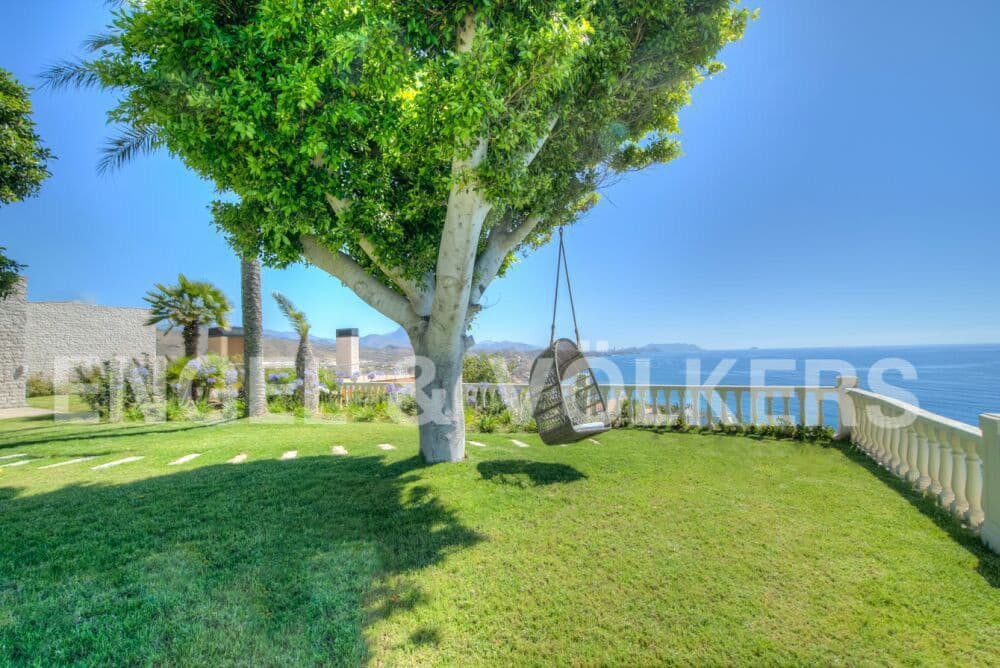 6 soveværelse Villa til salg i El Campello med swimmingpool garage - € 3.800.000 (Ref: 5888581)