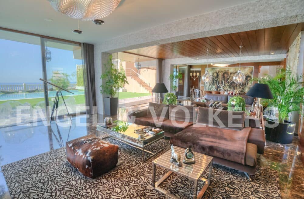 6 soveværelse Villa til salg i El Campello med swimmingpool garage - € 3.800.000 (Ref: 5888581)