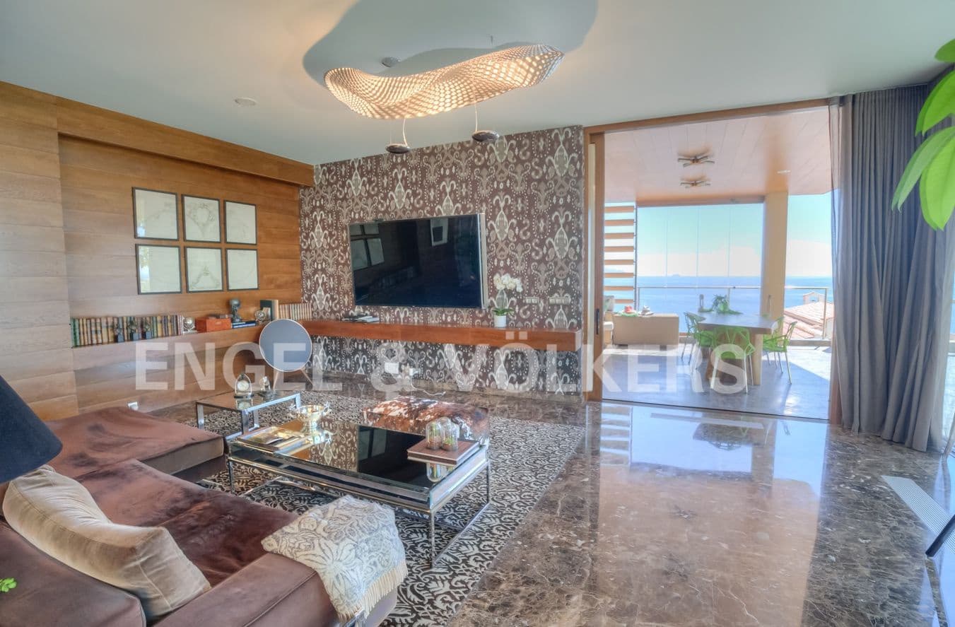 6 soveværelse Villa til salg i El Campello med swimmingpool garage - € 3.800.000 (Ref: 5888581)