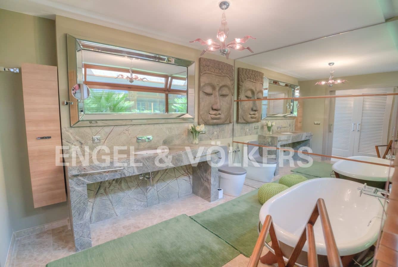 6 soveværelse Villa til salg i El Campello med swimmingpool garage - € 3.800.000 (Ref: 5888581)