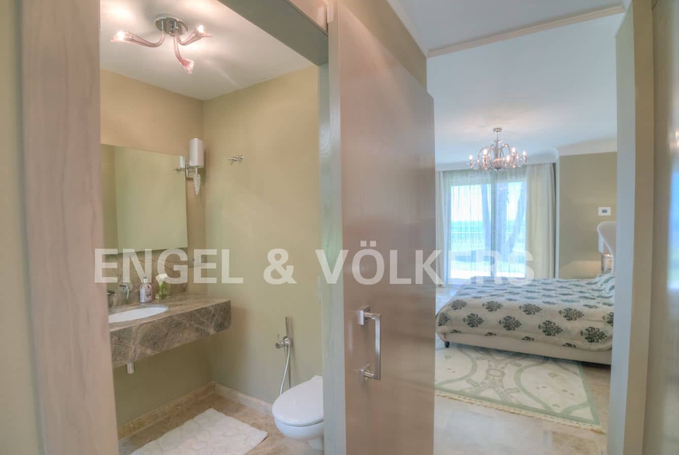 6 soveværelse Villa til salg i El Campello med swimmingpool garage - € 3.800.000 (Ref: 5888581)