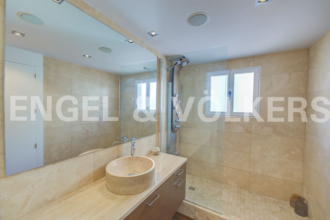 4 soveværelse Penthouse til salg i Alicante by med garage - € 1.200.000 (Ref: 5926627)