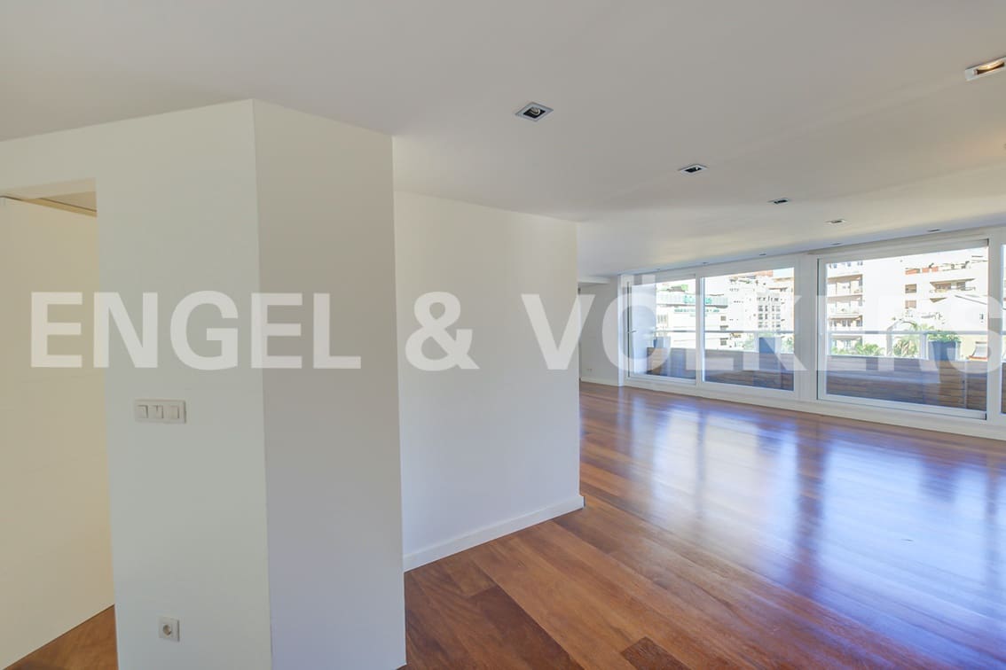 4 soveværelse Penthouse til salg i Alicante by med garage - € 1.200.000 (Ref: 5926627)