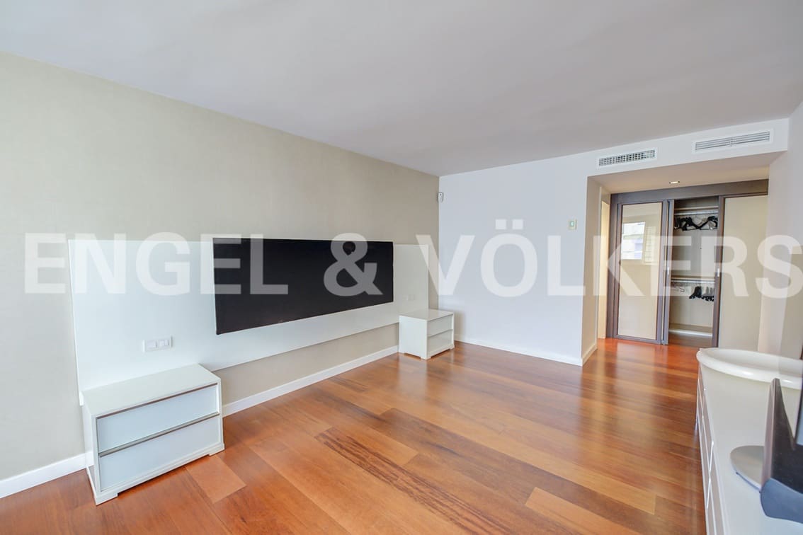 4 soveværelse Penthouse til salg i Alicante by med garage - € 1.200.000 (Ref: 5926627)