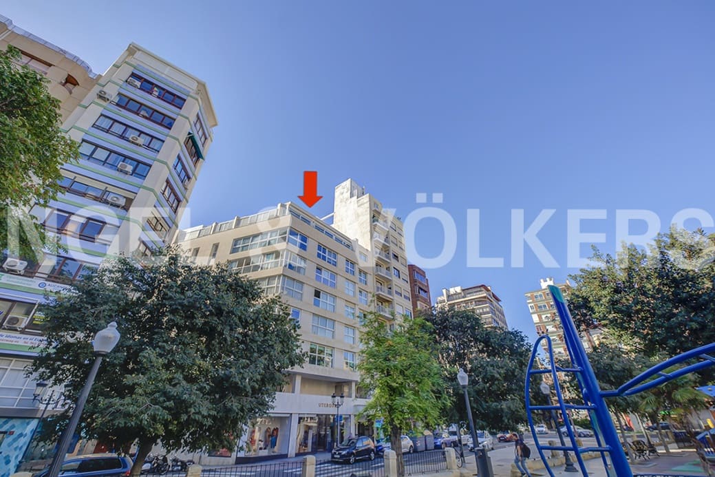 4 soveværelse Penthouse til salg i Alicante by med garage - € 1.200.000 (Ref: 5926627)