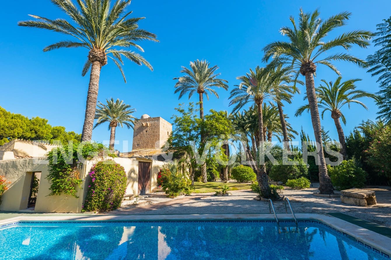 5 soveværelse Villa til salg i Alicante by med swimmingpool - € 1.150.000 (Ref: 5945090)
