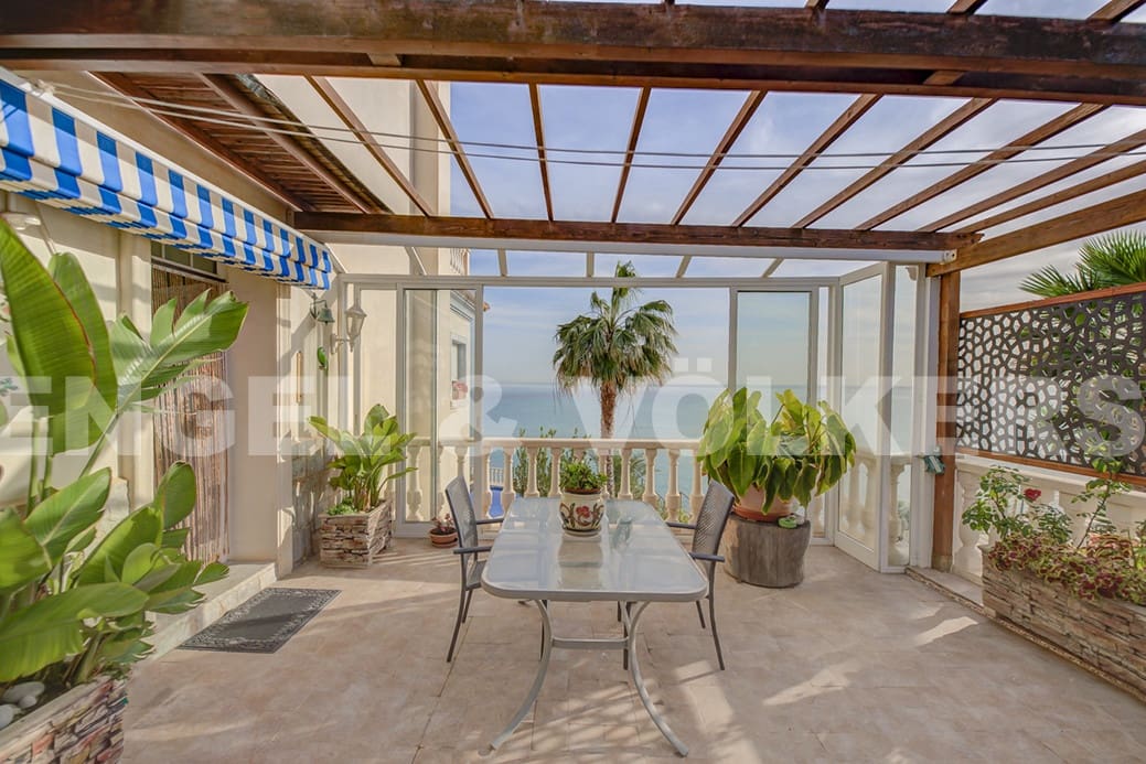 5 soveværelse Villa til salg i El Campello med swimmingpool garage - € 2.000.000 (Ref: 5950695)