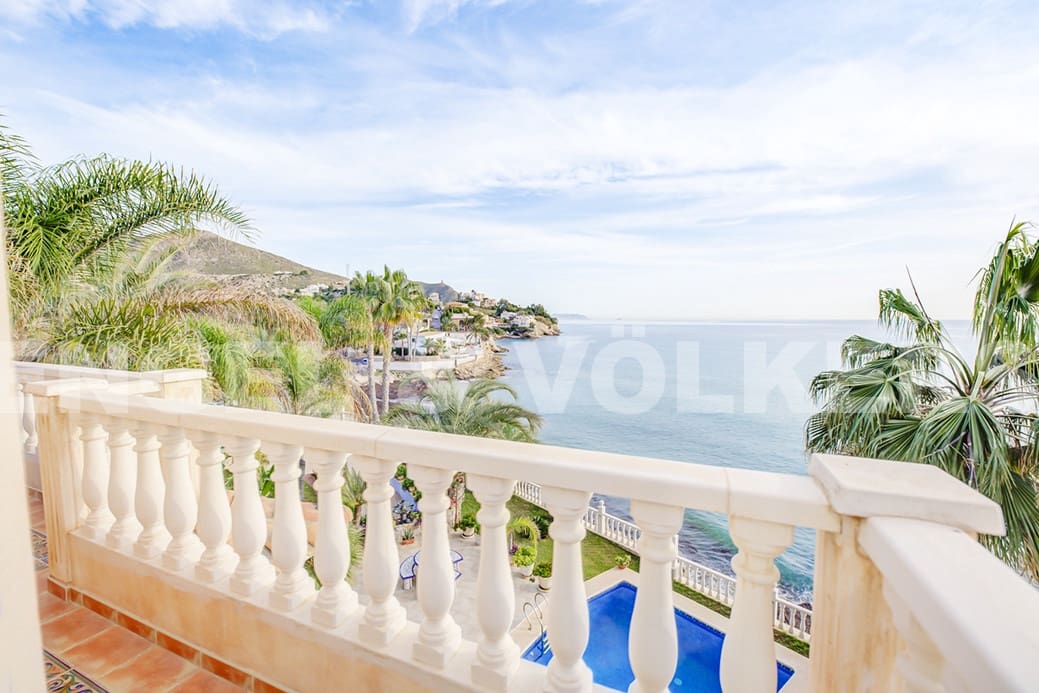 5 soveværelse Villa til salg i El Campello med swimmingpool garage - € 2.000.000 (Ref: 5950695)