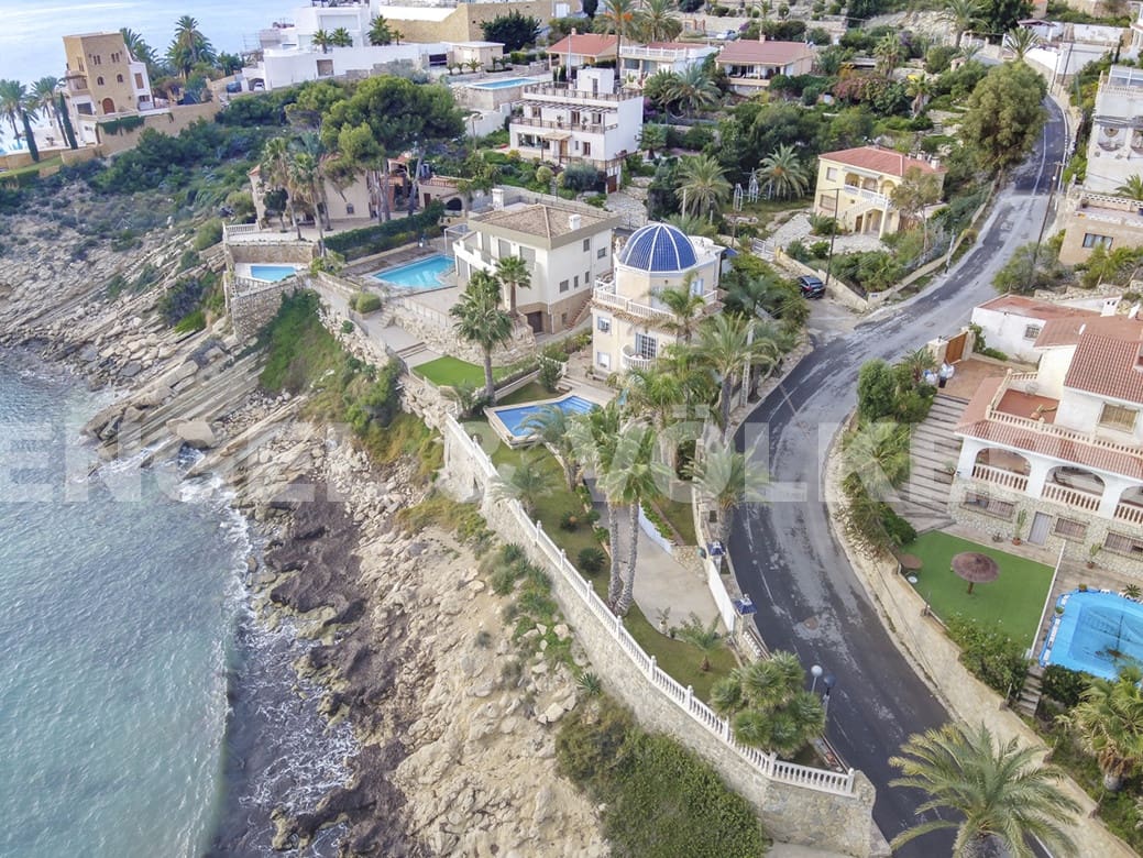 5 soveværelse Villa til salg i El Campello med swimmingpool garage - € 2.000.000 (Ref: 5950695)