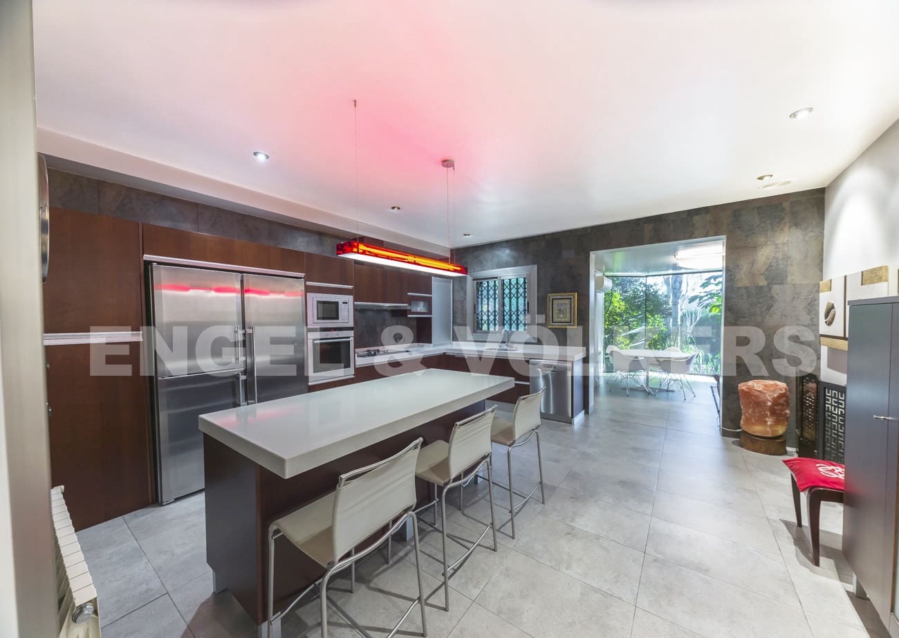 5 soveværelse Villa til salg i Elche / Elx med swimmingpool - € 750.000 (Ref: 5974435)