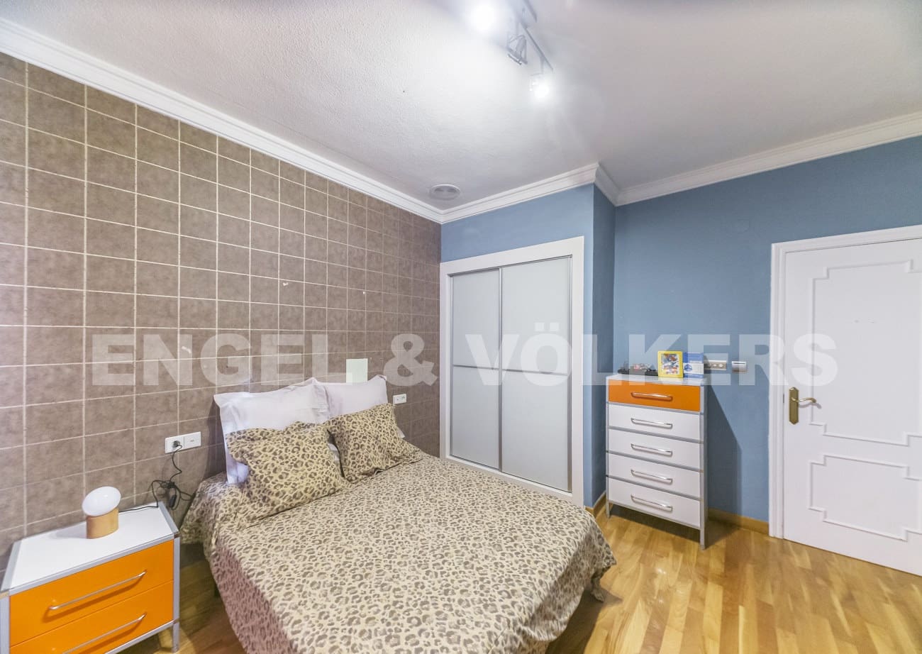 5 soveværelse Villa til salg i Elche / Elx med swimmingpool - € 750.000 (Ref: 5974435)